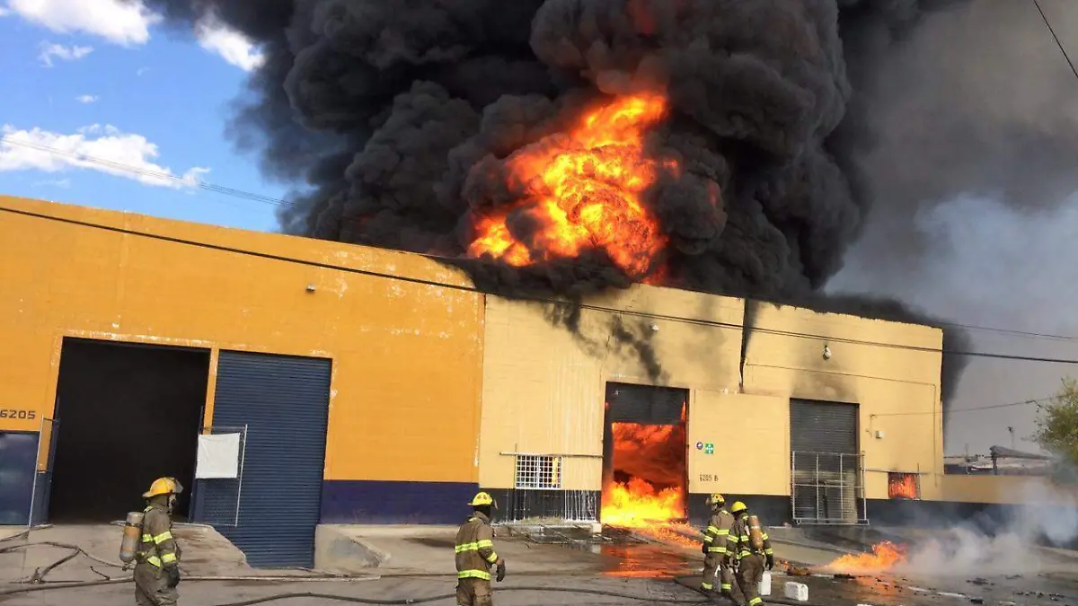 incendio en bodega 2